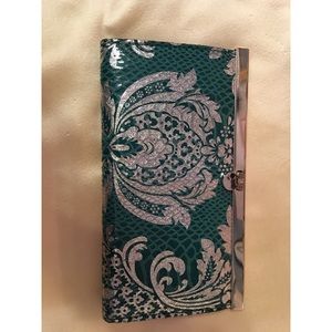 Cute Green mettalic silver wallet
